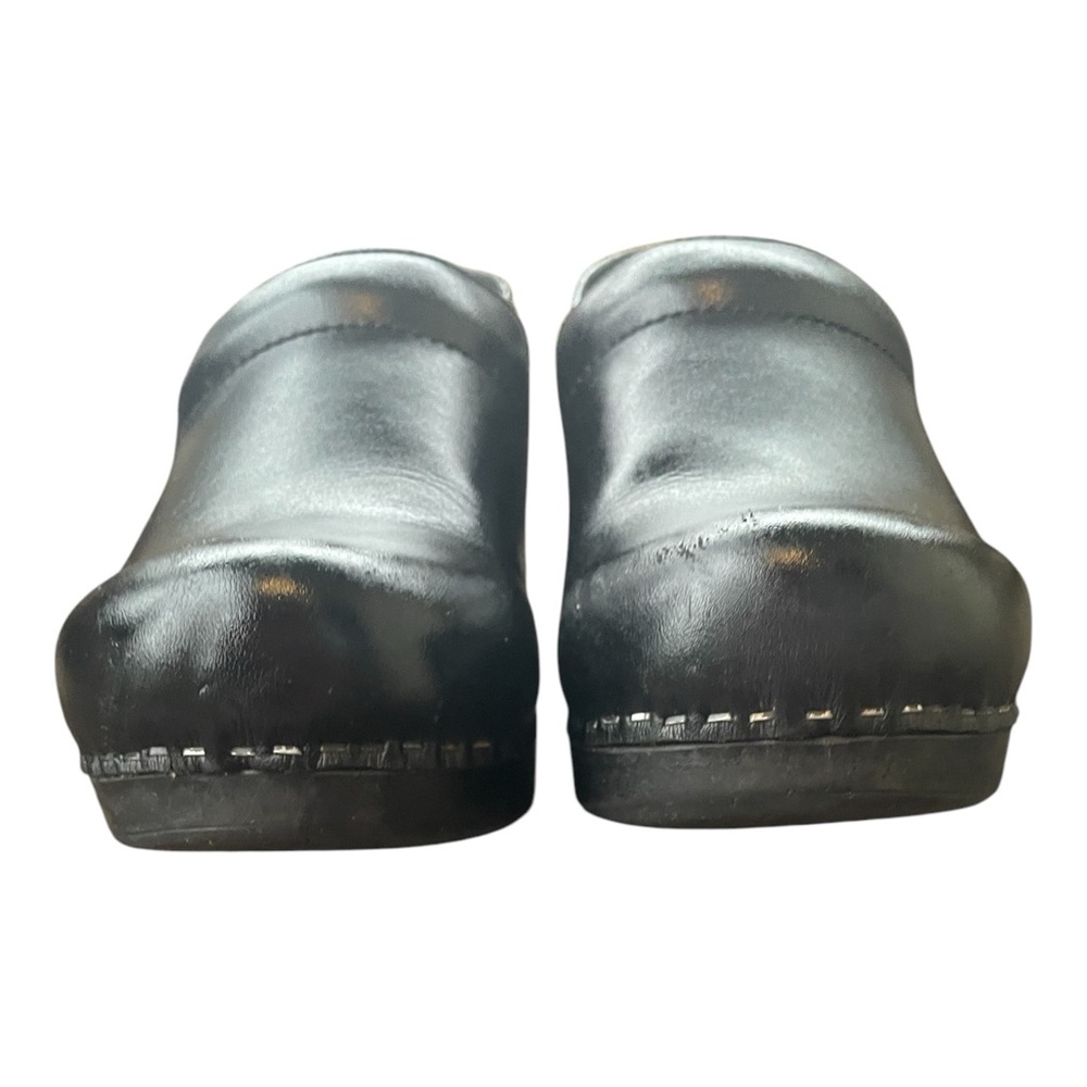 DANSKO MATTE BLACK LEATHER PROFESSIONAL HEALTHCARE SLIP ON CLOGS SZ 39 (8.5-9) - Picture 5 of 9